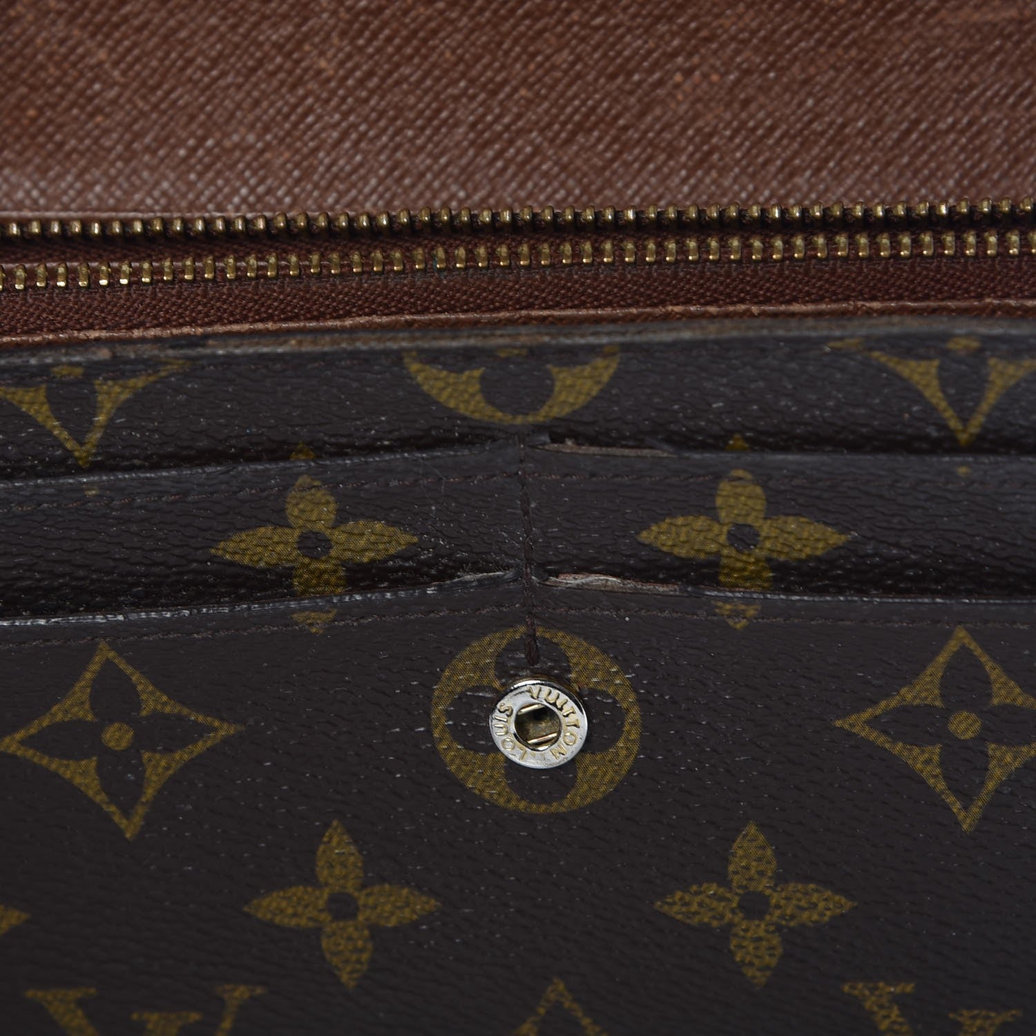 Louis Vuitton Monogram Sarah Wallet 16 of 16