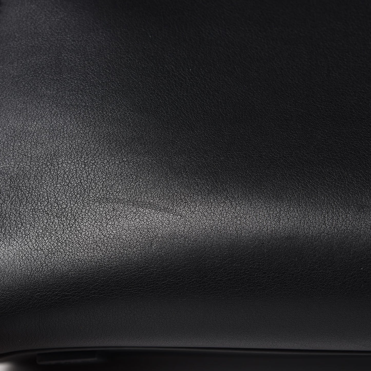 Calfskin Medium Metal Antigona Black