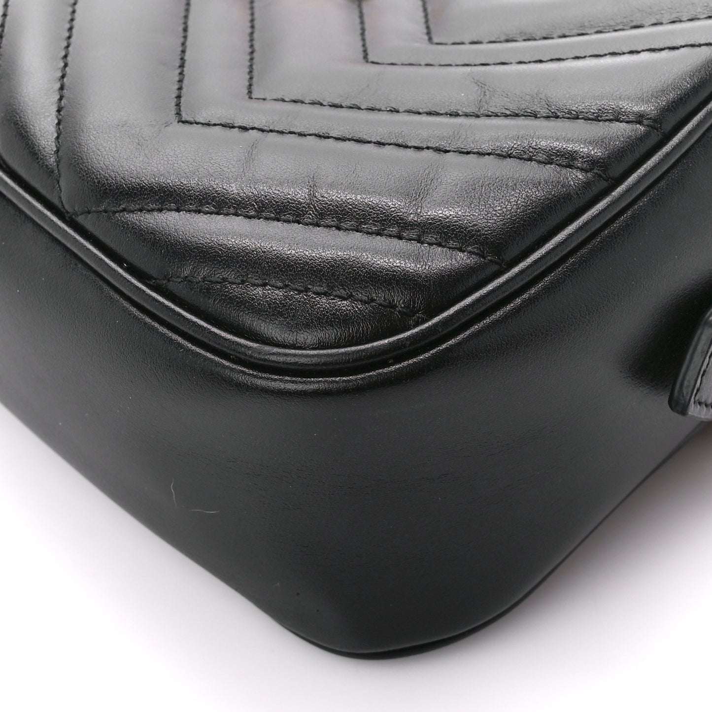 Calfskin Matelasse Small GG Marmont Chain Shoulder Bag Black