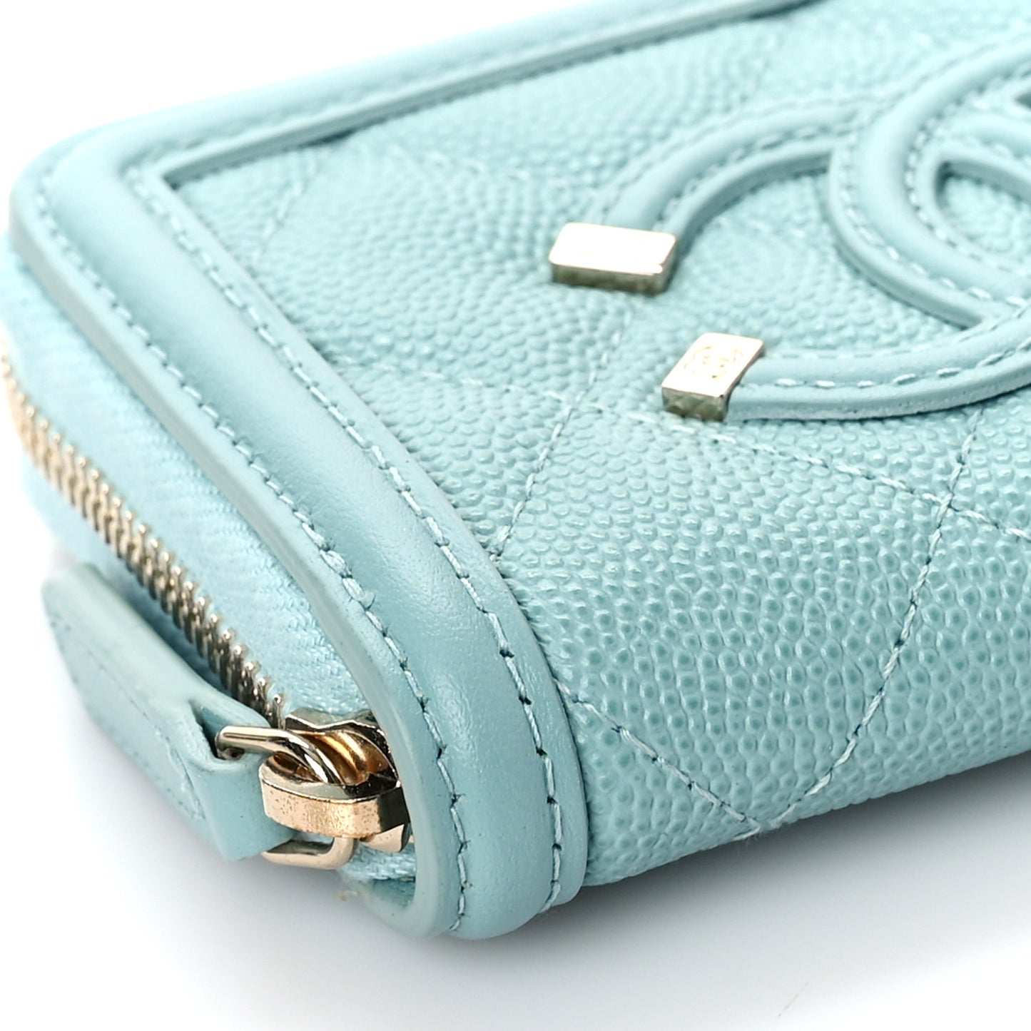 Caviar Quilted Filigree Coin Purse Light Blue