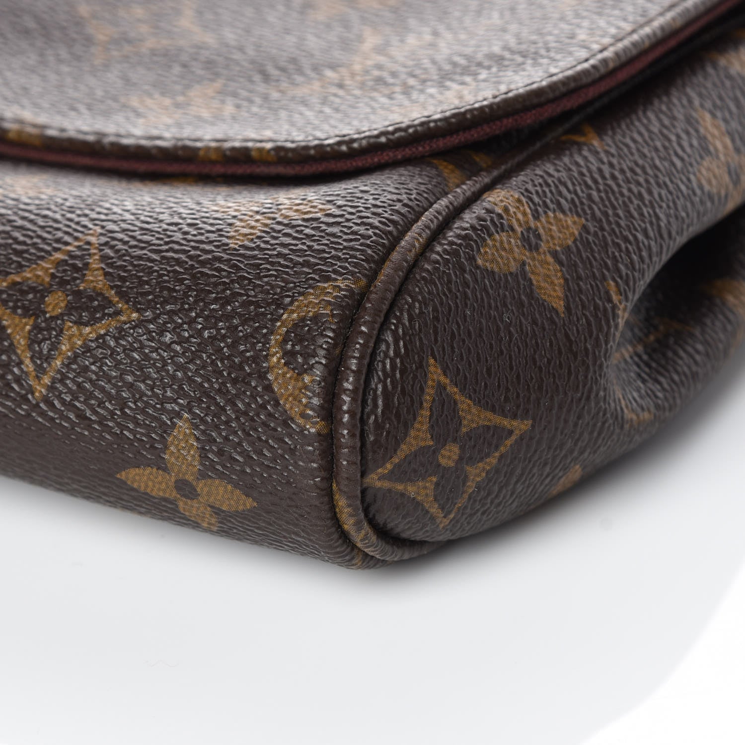 Louis Vuitton Monogram Favorite MM 9 of 10