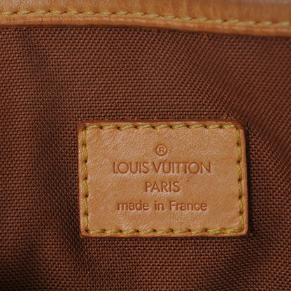 Louis Vuitton Monogram Batignolles 7 of 15