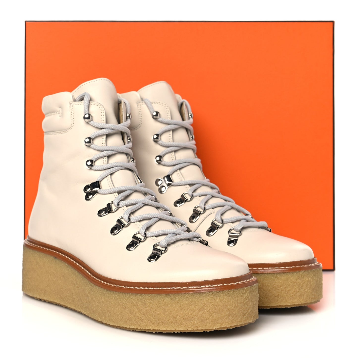 Calfskin Discovery Ankle Boot 39 White