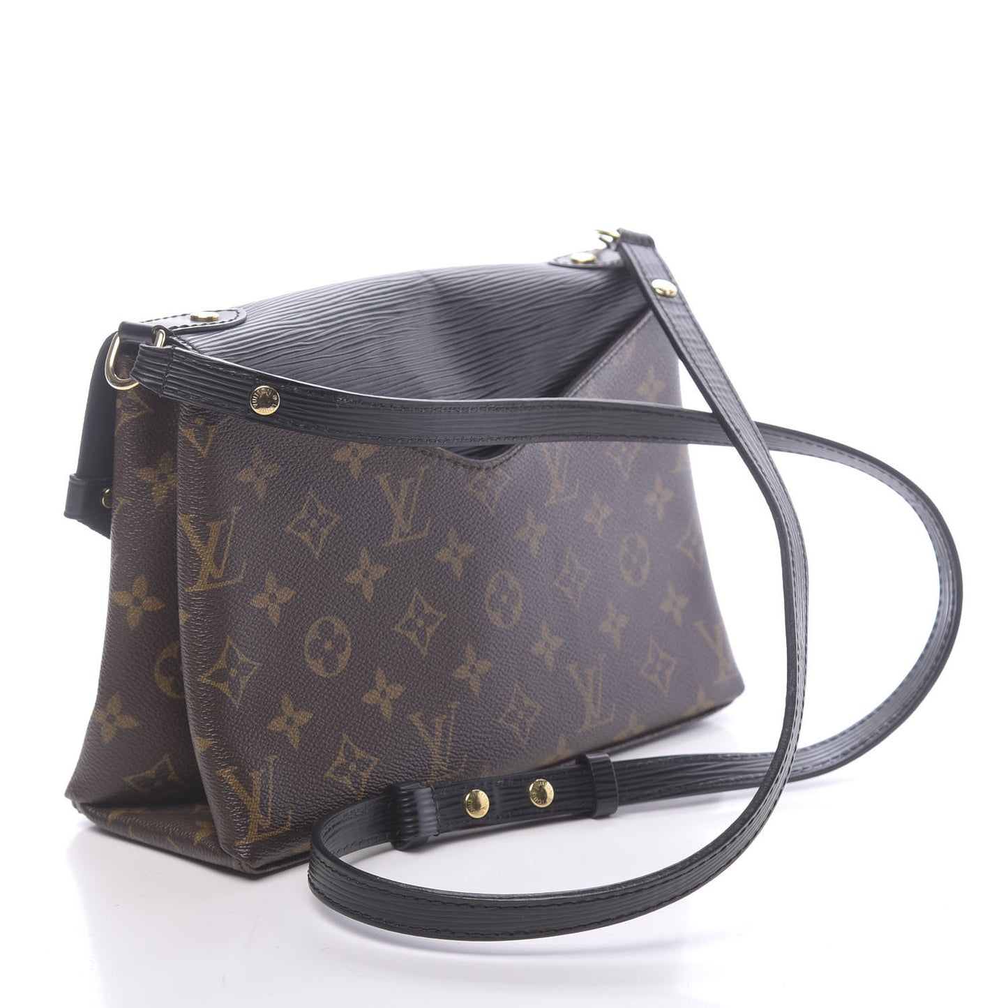Epi Monogram Saint Michel Black