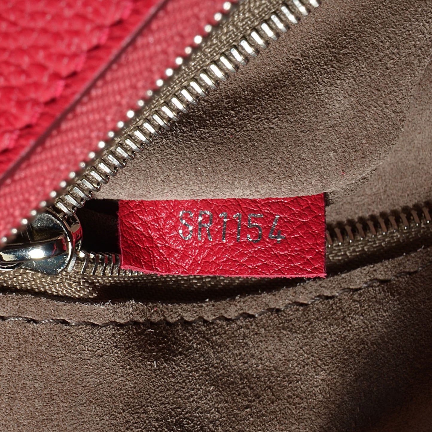 Veau Cachemire Soft Lockit MM Framboise