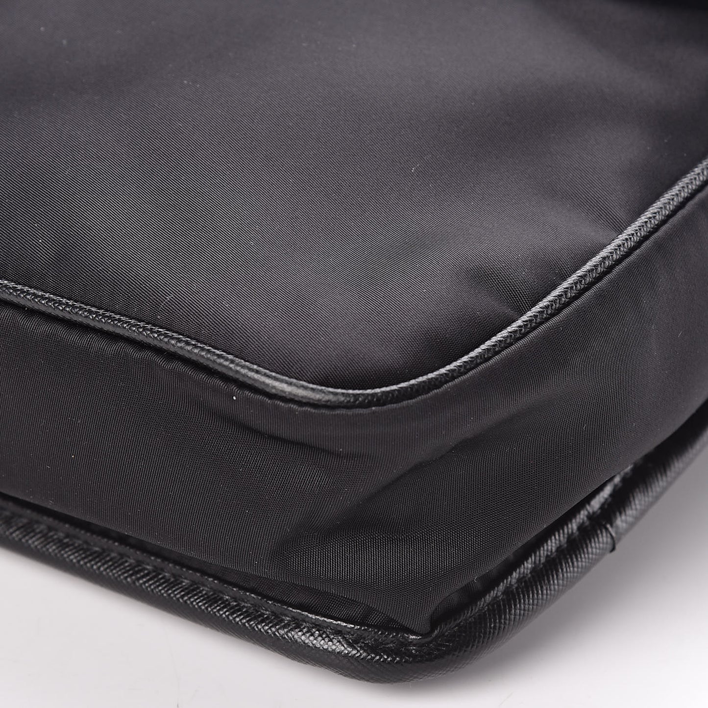 Tessuto Nylon Saffiano Messenger Satchel Black