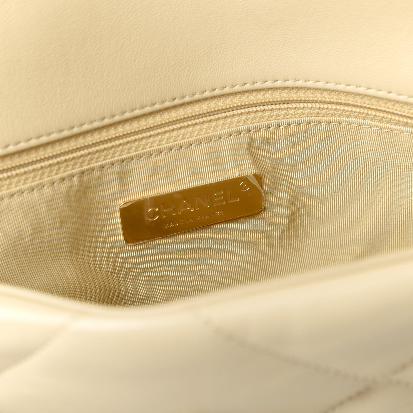 Lambskin Quilted Medium Chanel 19 Flap Light Beige