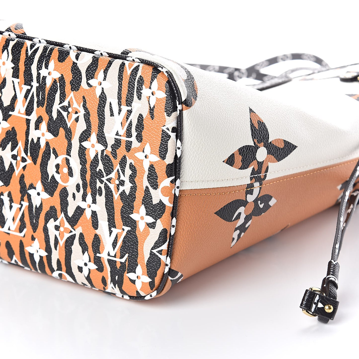 Monogram Giant Jungle Neverfull MM Ivory
