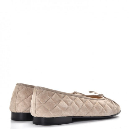Chanel Suede Quilted Cap Toe CC Ballerina Flats 39 Dark Beige 4 of 10