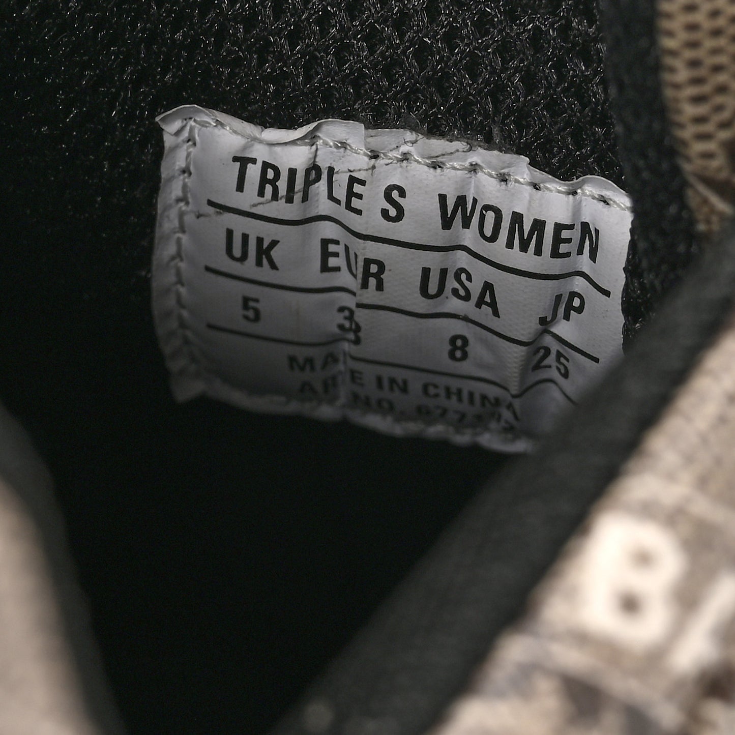 X GUCCI GG Supreme Monogram Allover Logo Womens Triple S Sneakers 38 Beige Ebony Mystic White