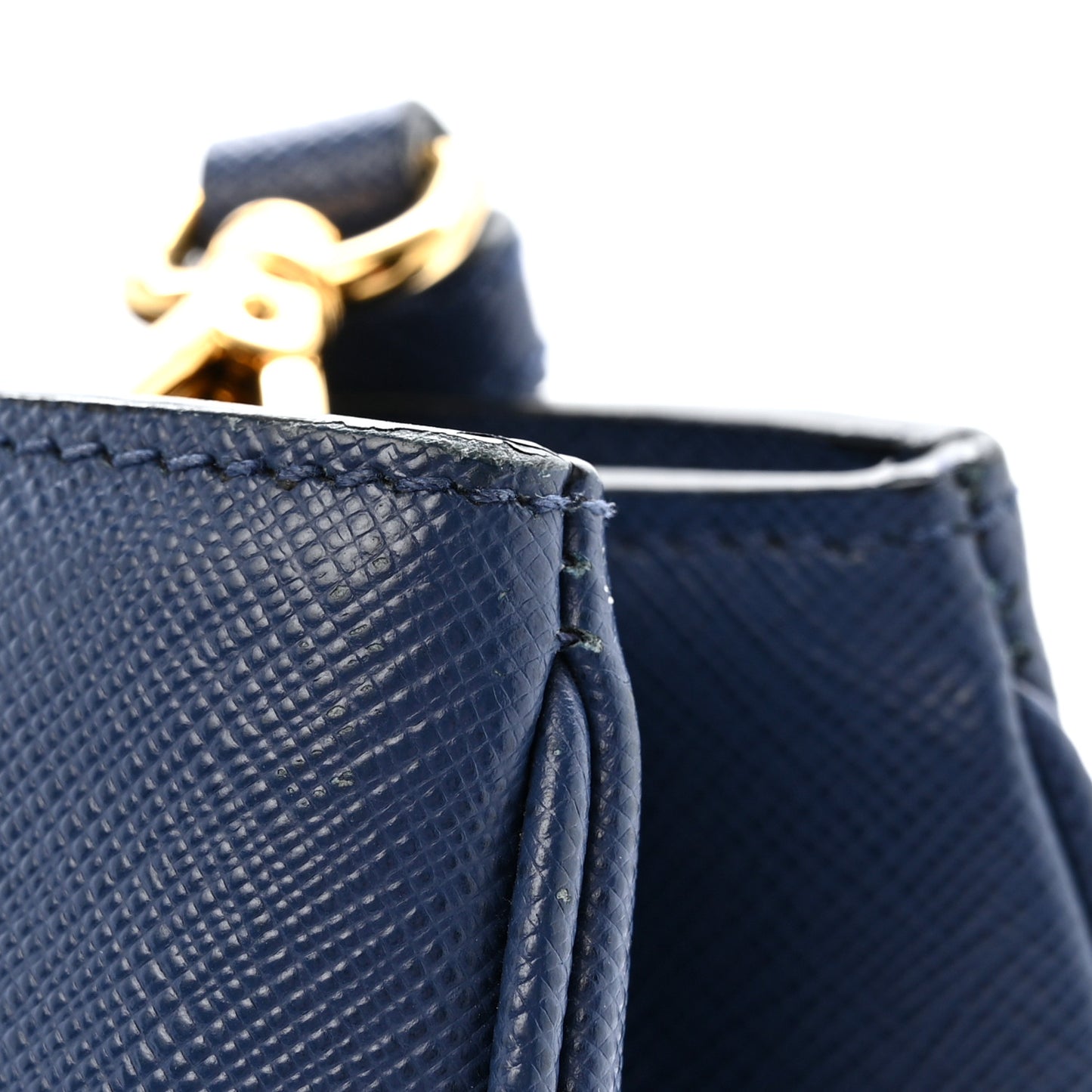 Saffiano Lux Medium Tote Bluette