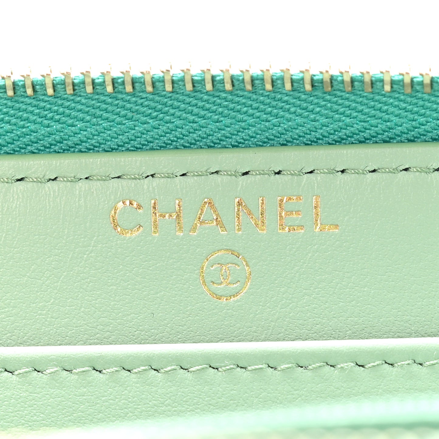 Caviar Quilted Perforated CC Long Zipped Wallet Green