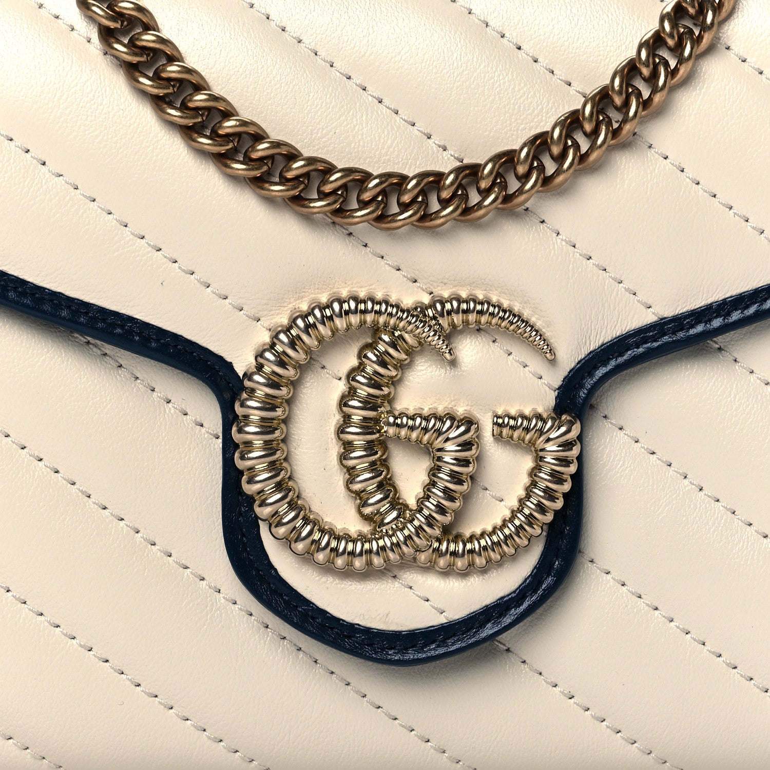 Gucci Vintage Effect Calfskin Matelasse Diagonal Torchon GG Marmont Chain Wallet Mystic White Blue Agata 7 of 10