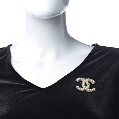 Chanel Pearl Crystal CC Brooch Gold 2 of 5