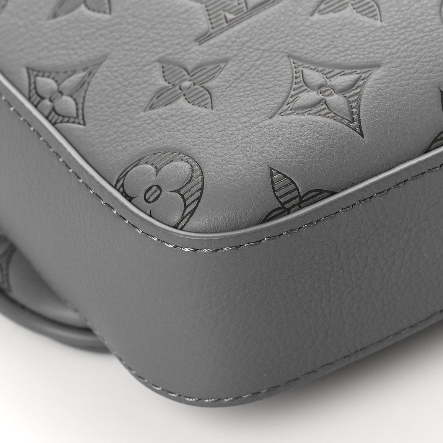 Louis Vuitton Calfskin Monogram Shadow Trio Messenger Anthracite Gray 10 of 11