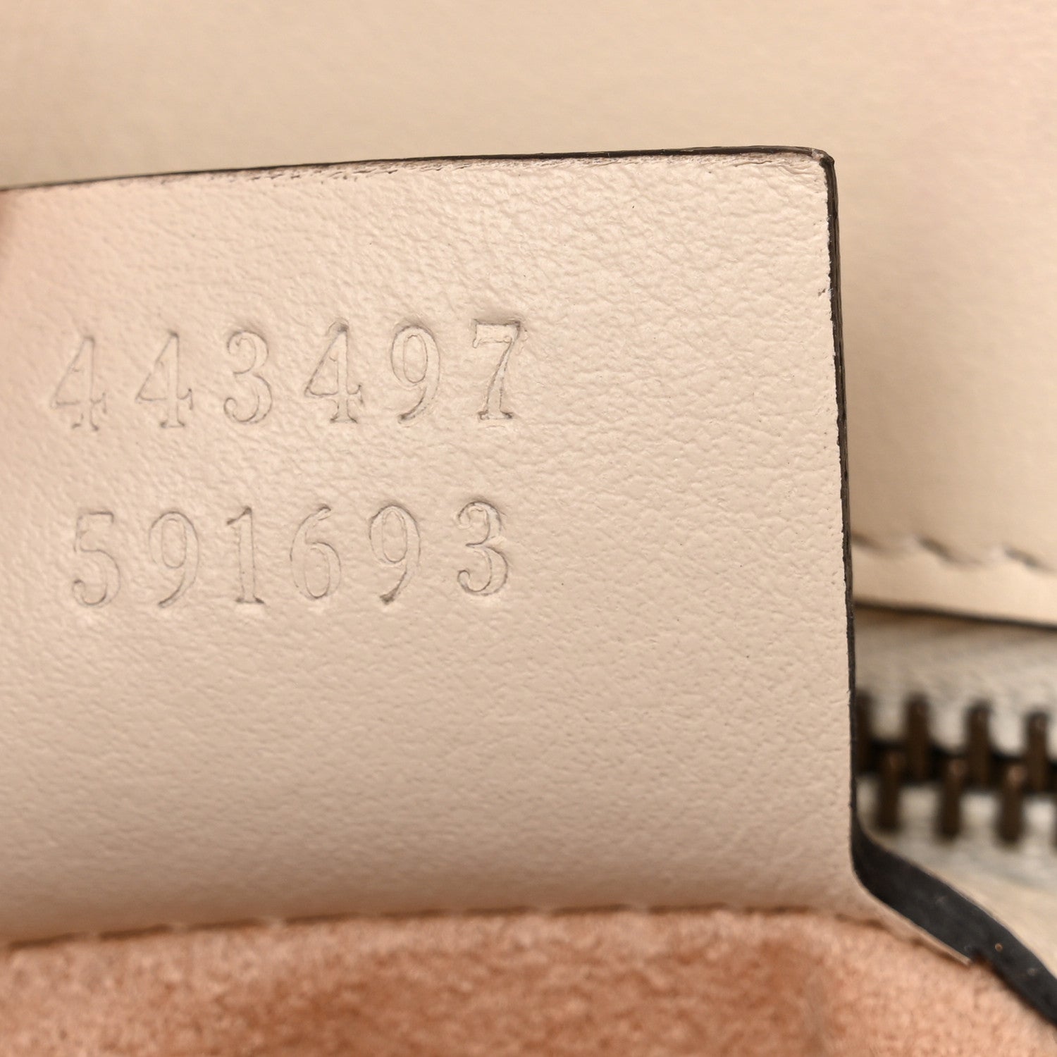 Gucci Calfskin Matelasse Small GG Marmont Shoulder Bag White 7 of 10