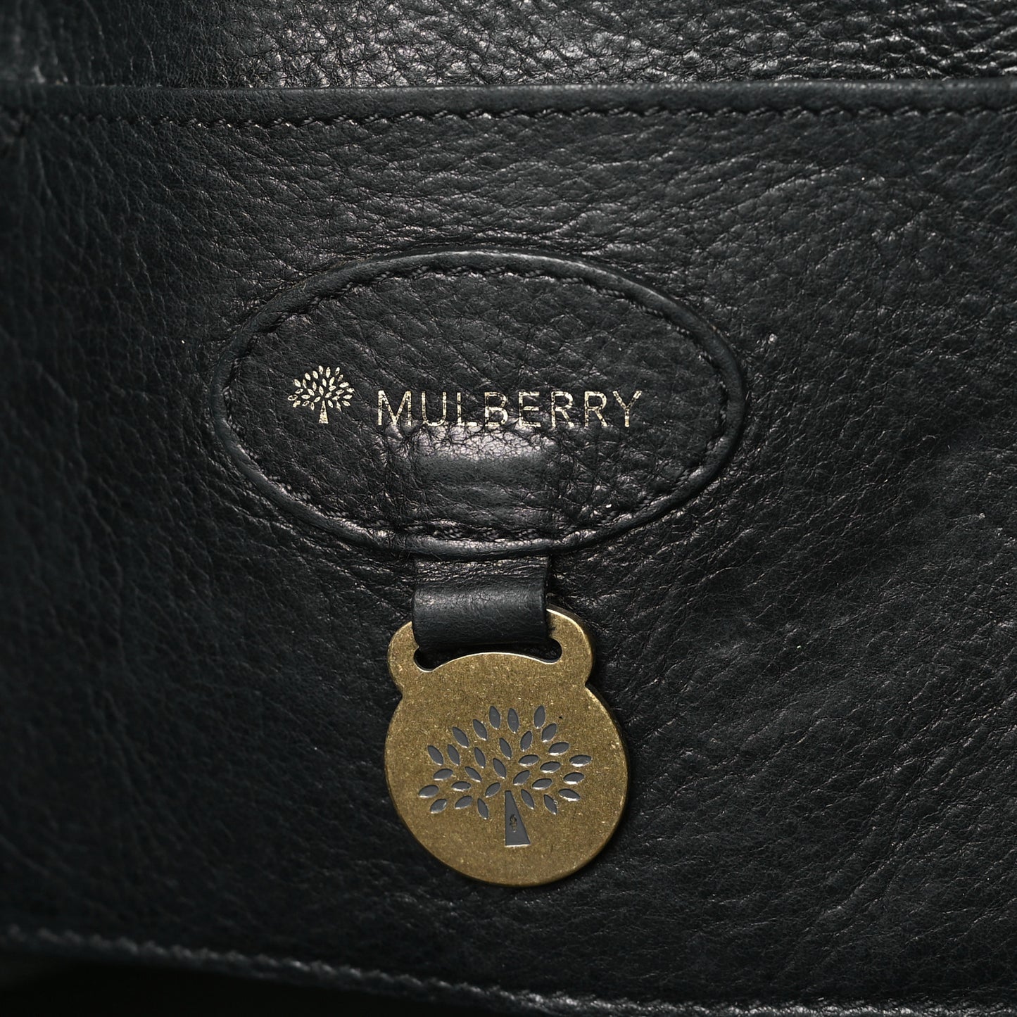 Classic Grain Calfskin Bayswater Black
