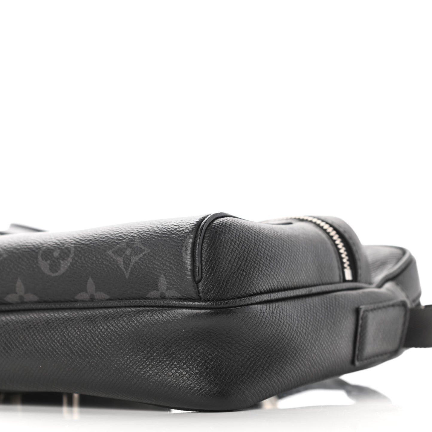 Taiga Monogram Eclipse Outdoor Messenger Black