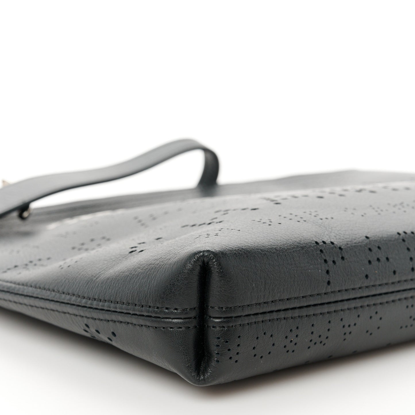 Calfskin Eyelets Clutch Black