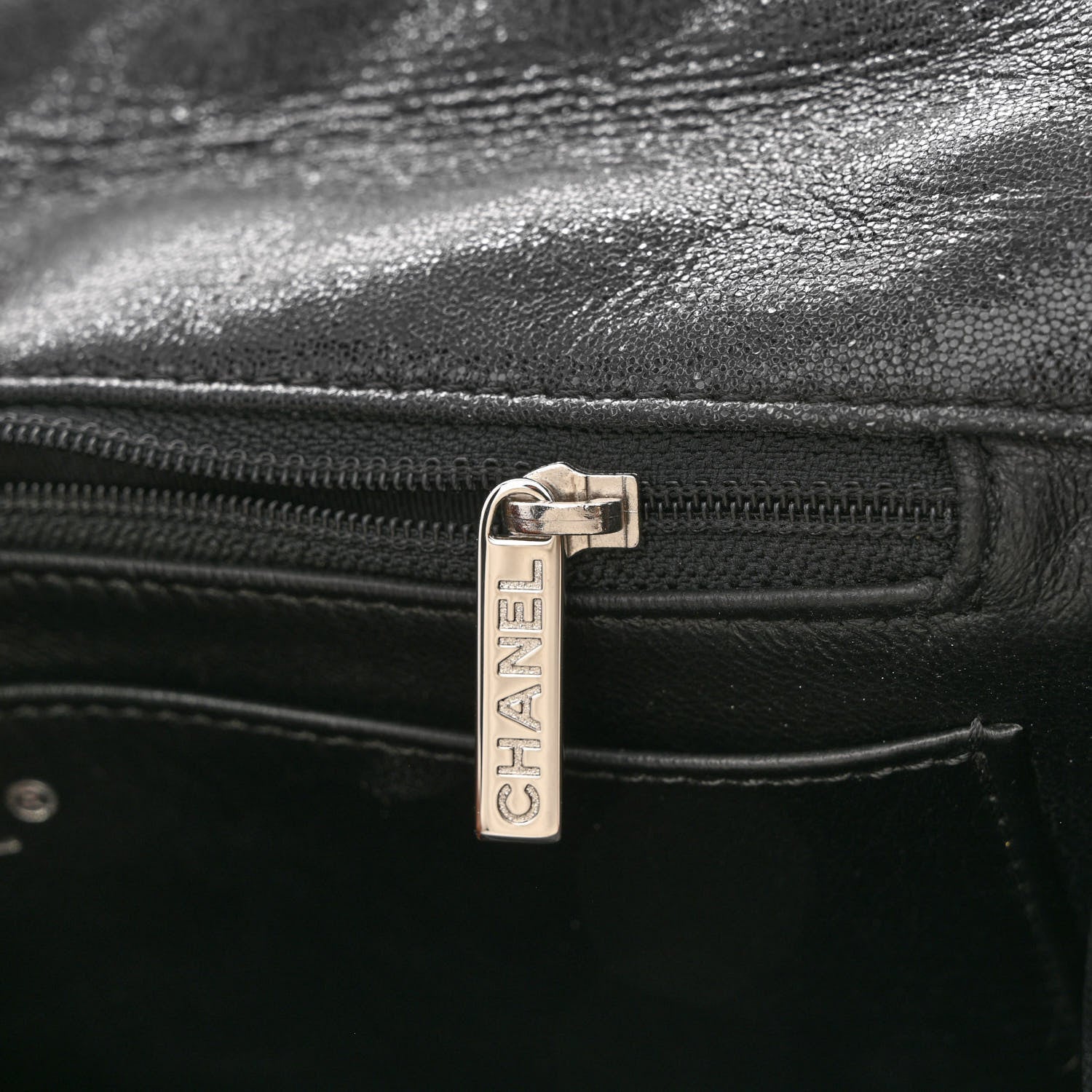 Chanel Iridescent Lambskin Quilted Snake Chain 2.55 Reissue Flap Black 8 of 11