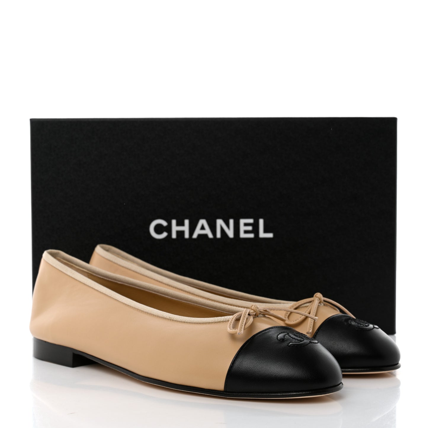 Lambskin Cap Toe CC Ballerina Flats 39.5 Beige Black