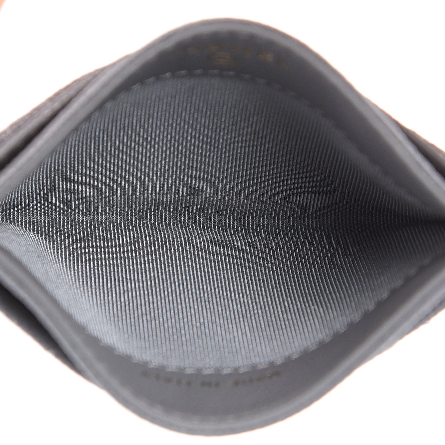 Caviar Quilted Card Holder Grey