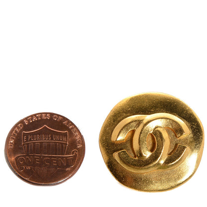 Chanel CC Clip On Earrings Gold 2 of 4