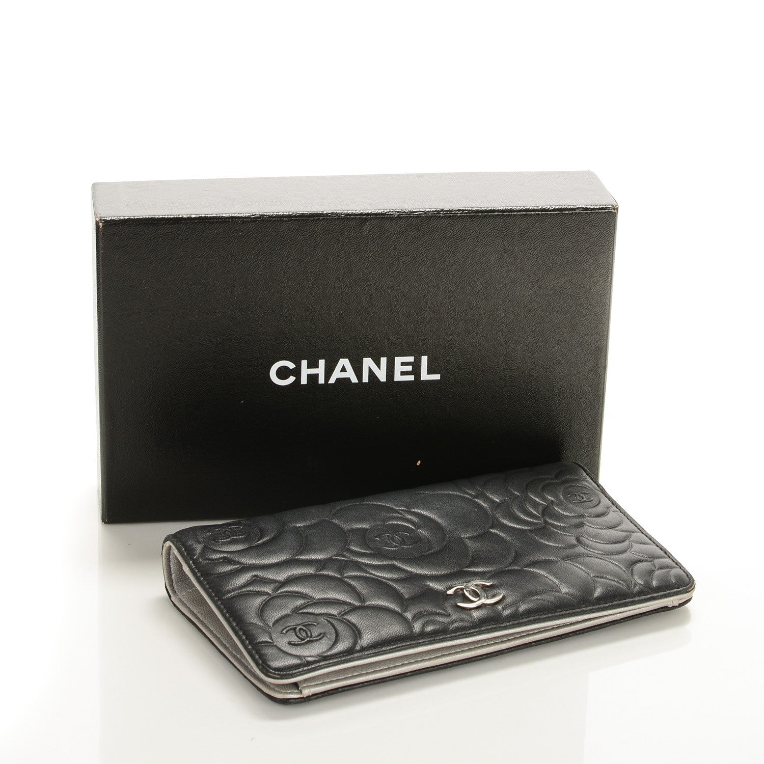 Chanel Lambskin Camellia Embossed Yen Wallet Black 5 of 8
