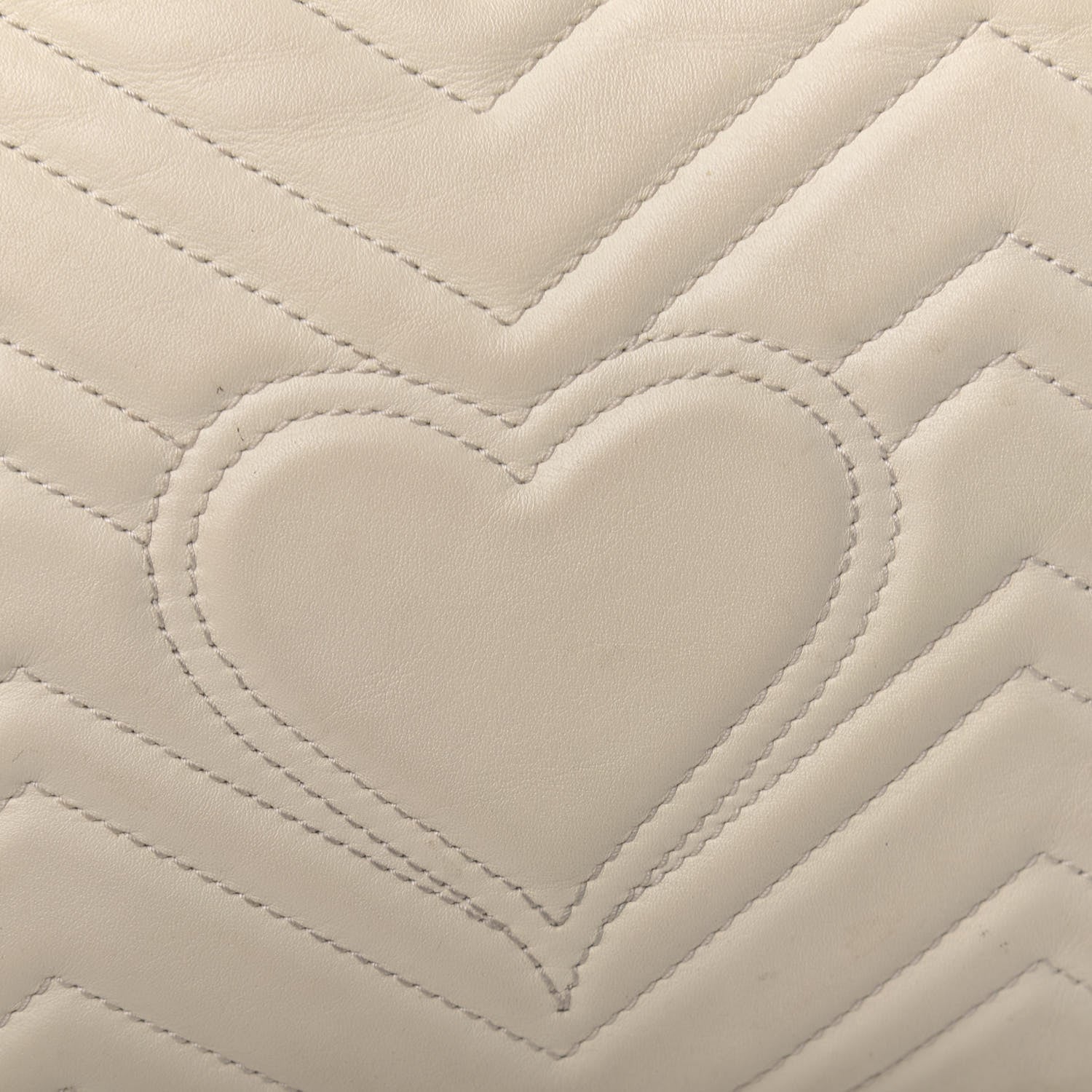 Gucci Calfskin Matelasse Medium GG Marmont Shoulder Bag White 19 of 23