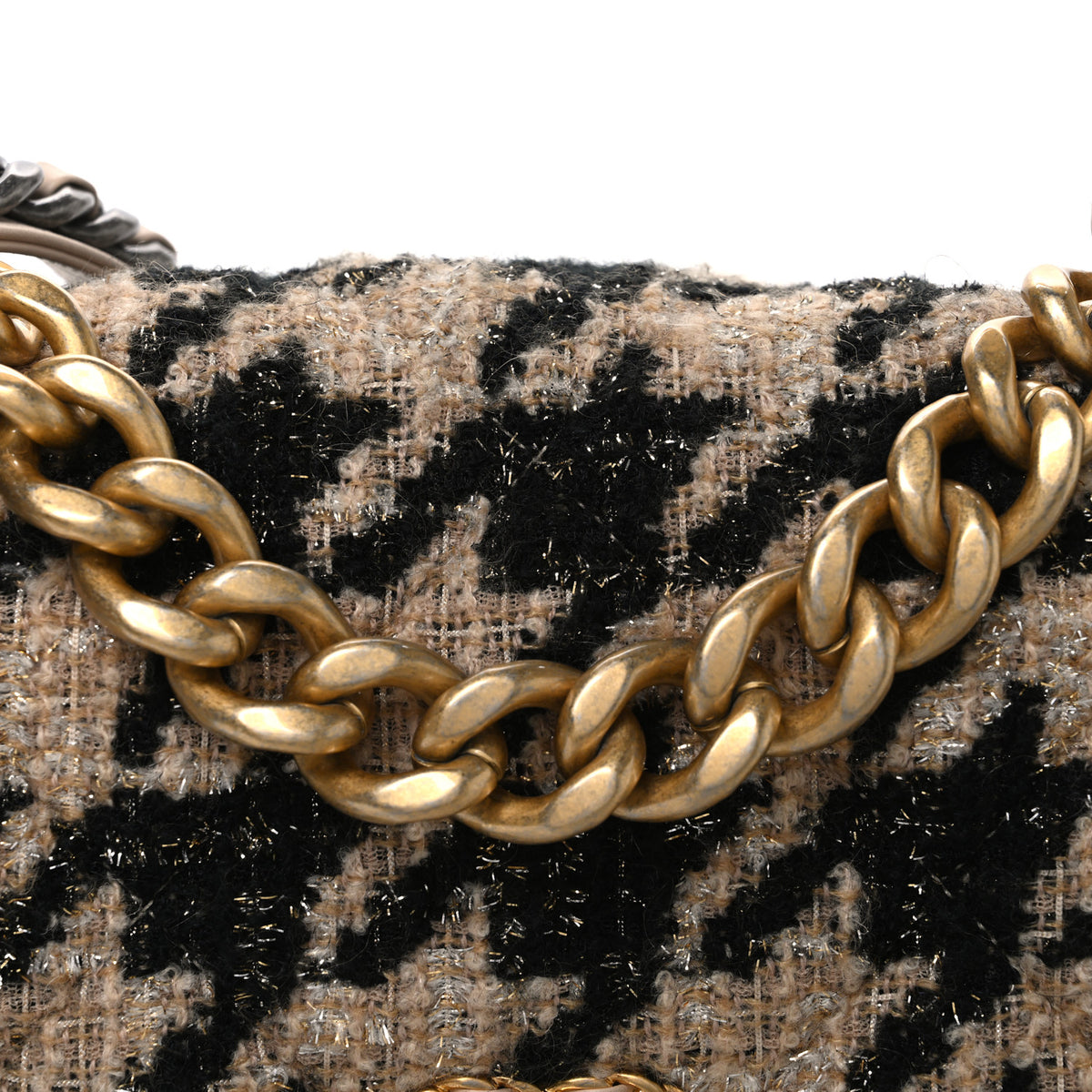 Tweed Large Chanel 19 Flap Beige Black