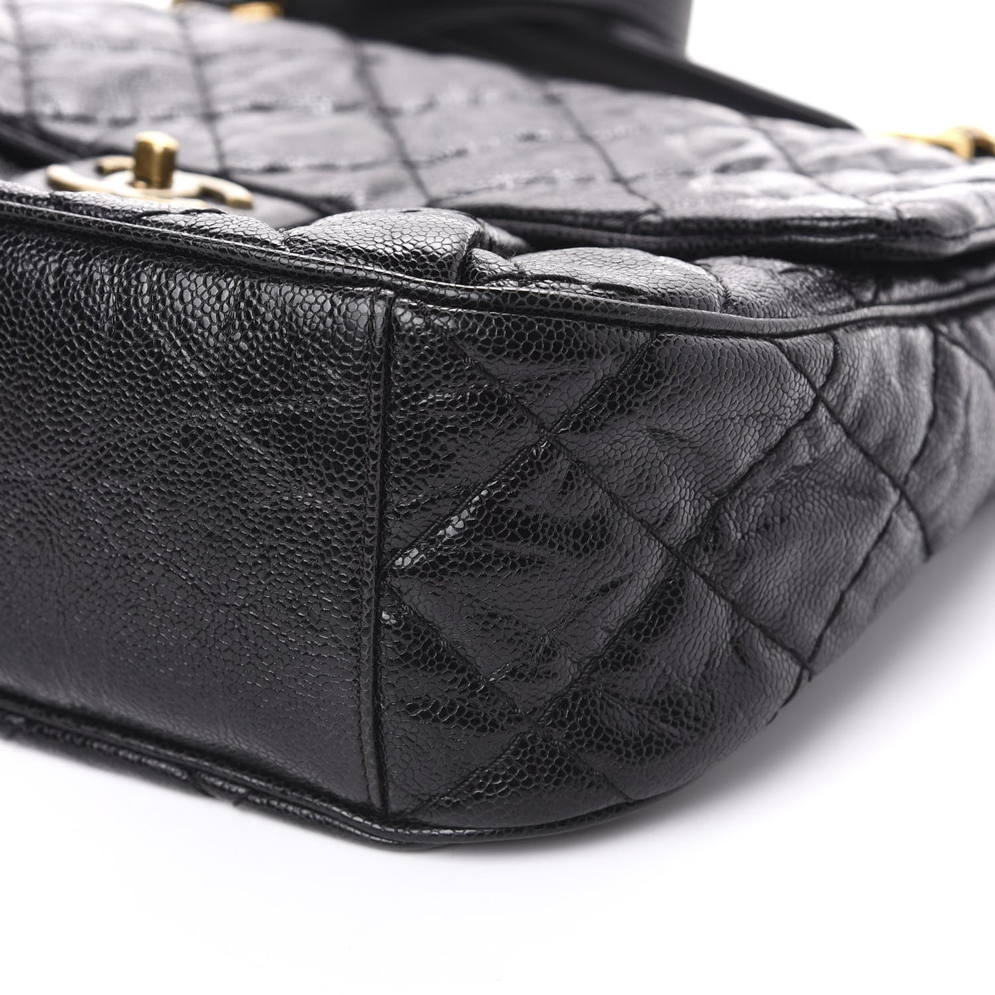 Crumpled Grained Calfskin Medium Coco Pleats Messenger Flap Black