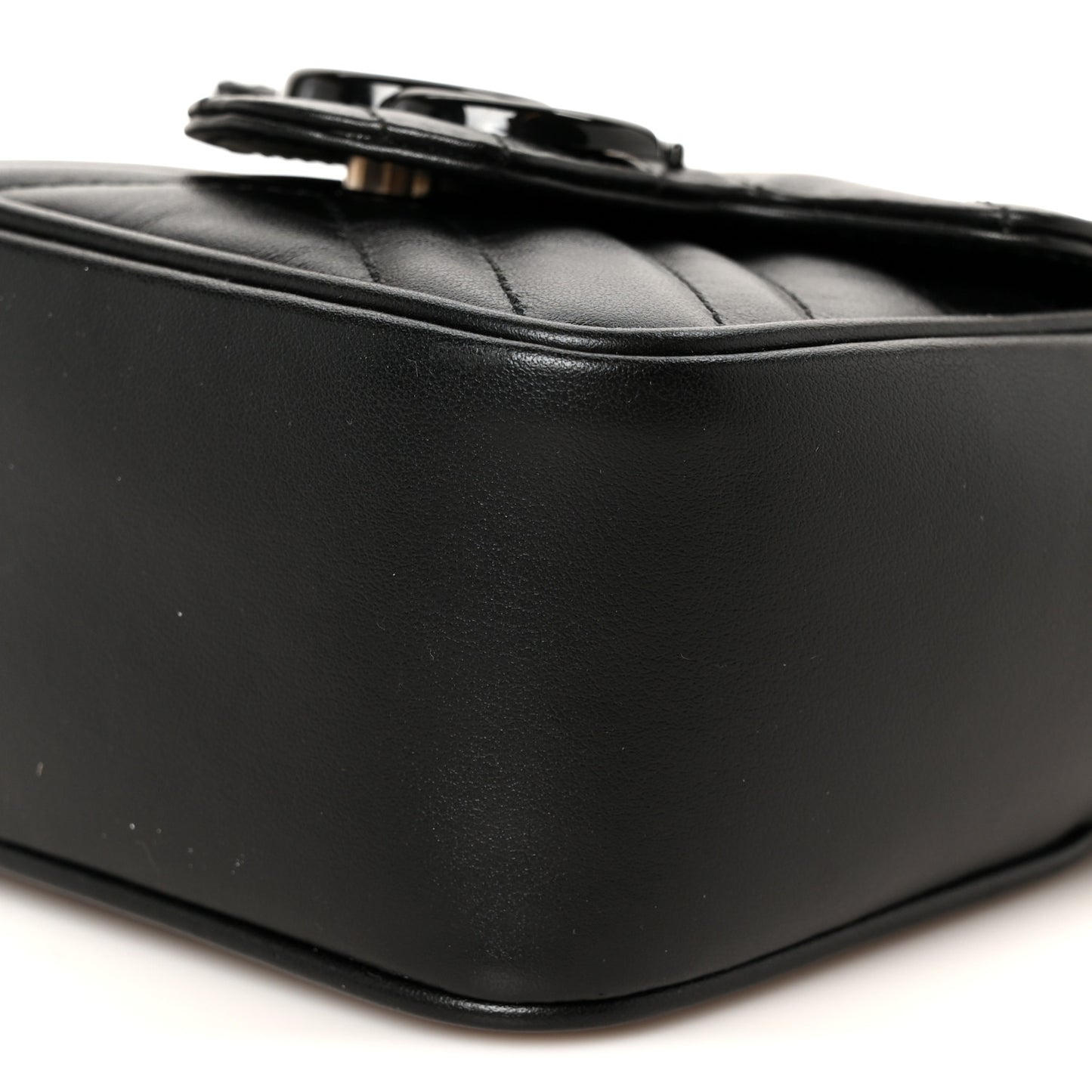Calfskin Matelasse Monochrome GG Marmont Chain Belt Bag Black