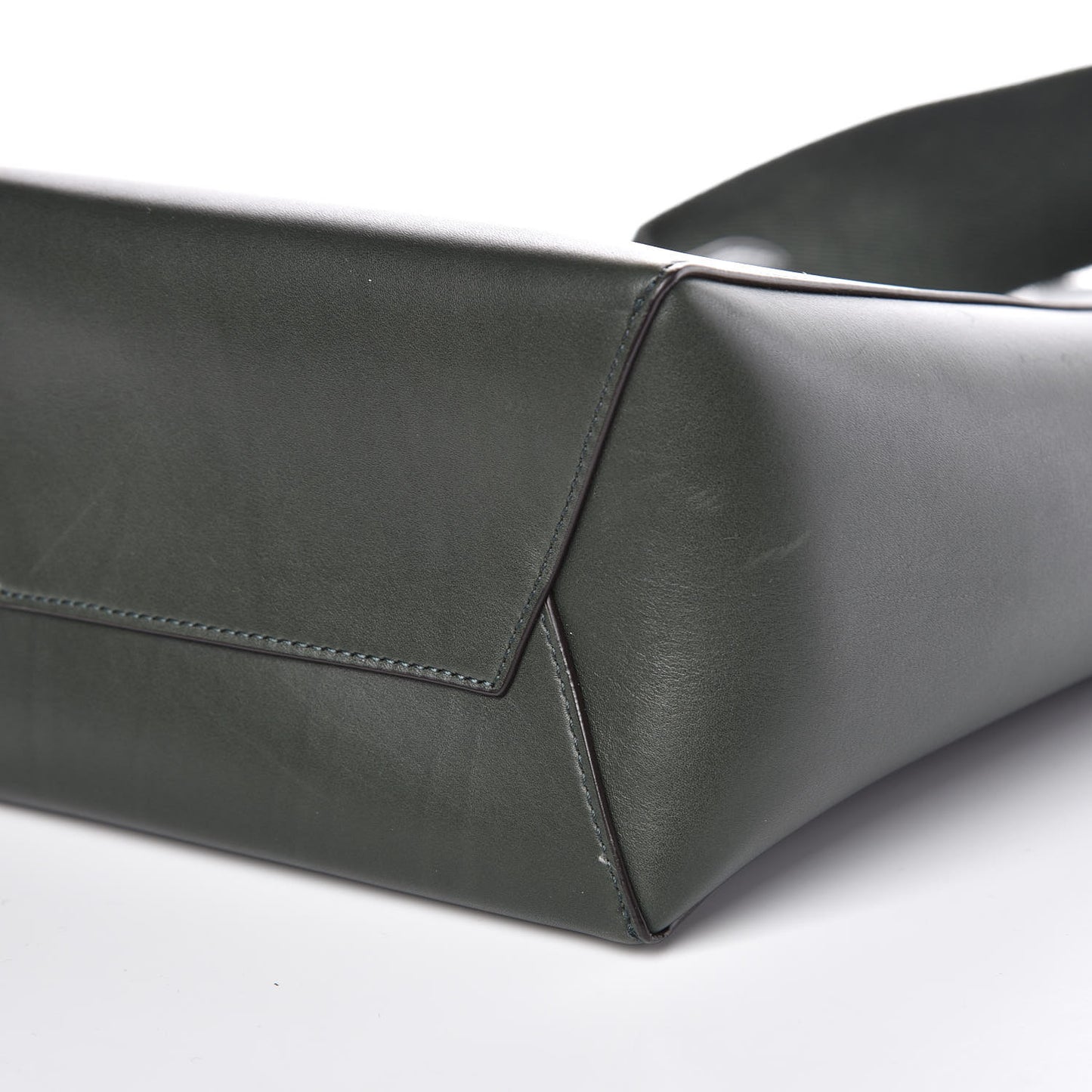 Smooth Calfskin Small Sangle Bucket Bag Bottle Green