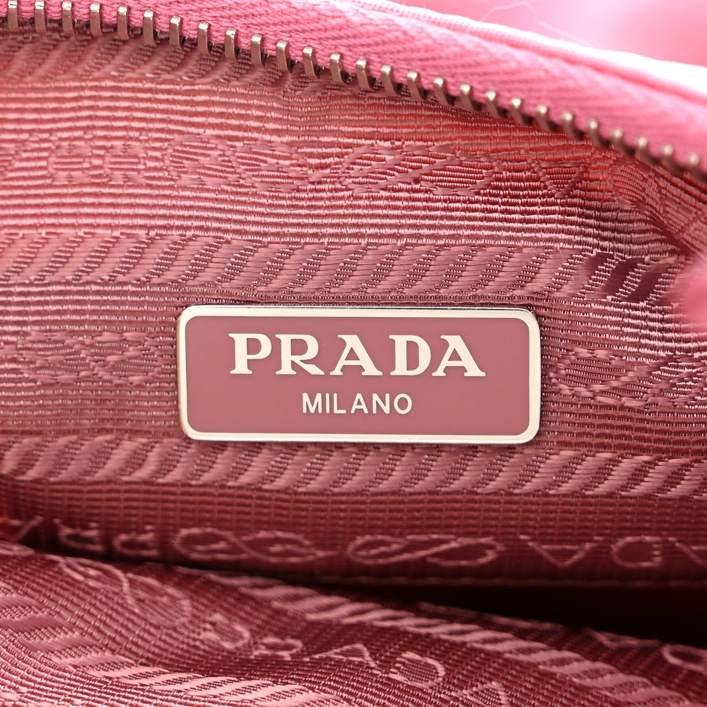 Nylon Re-Edition 2005 Shoulder Bag Begonia