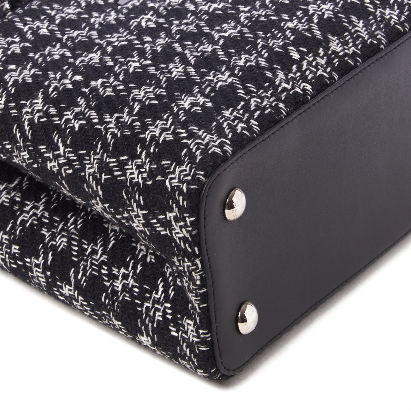 Tweed Calfskin Capucines MM Black White