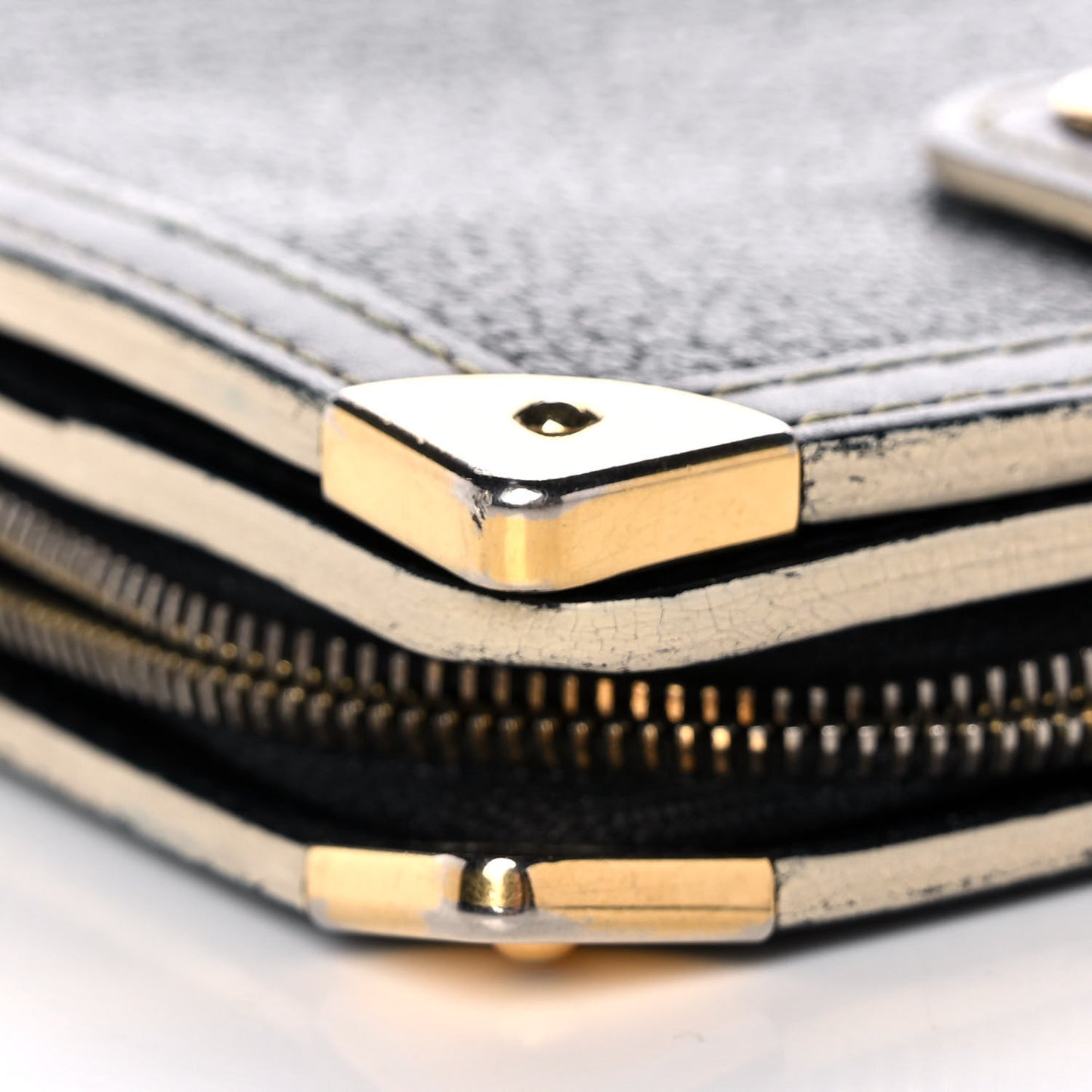 Suhali Compact Zipped Wallet Black