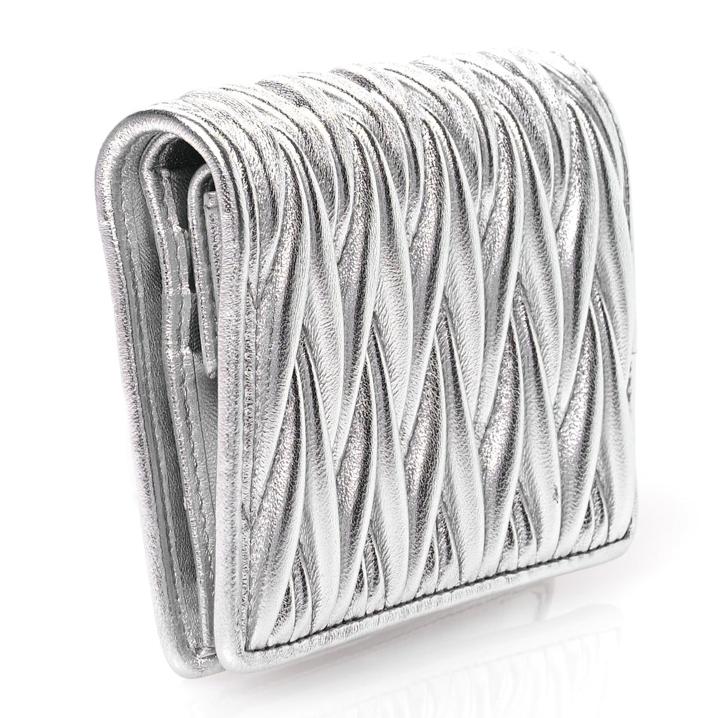 Metallic Nappa Matelasse Bi-Fold Compact Wallet Argento