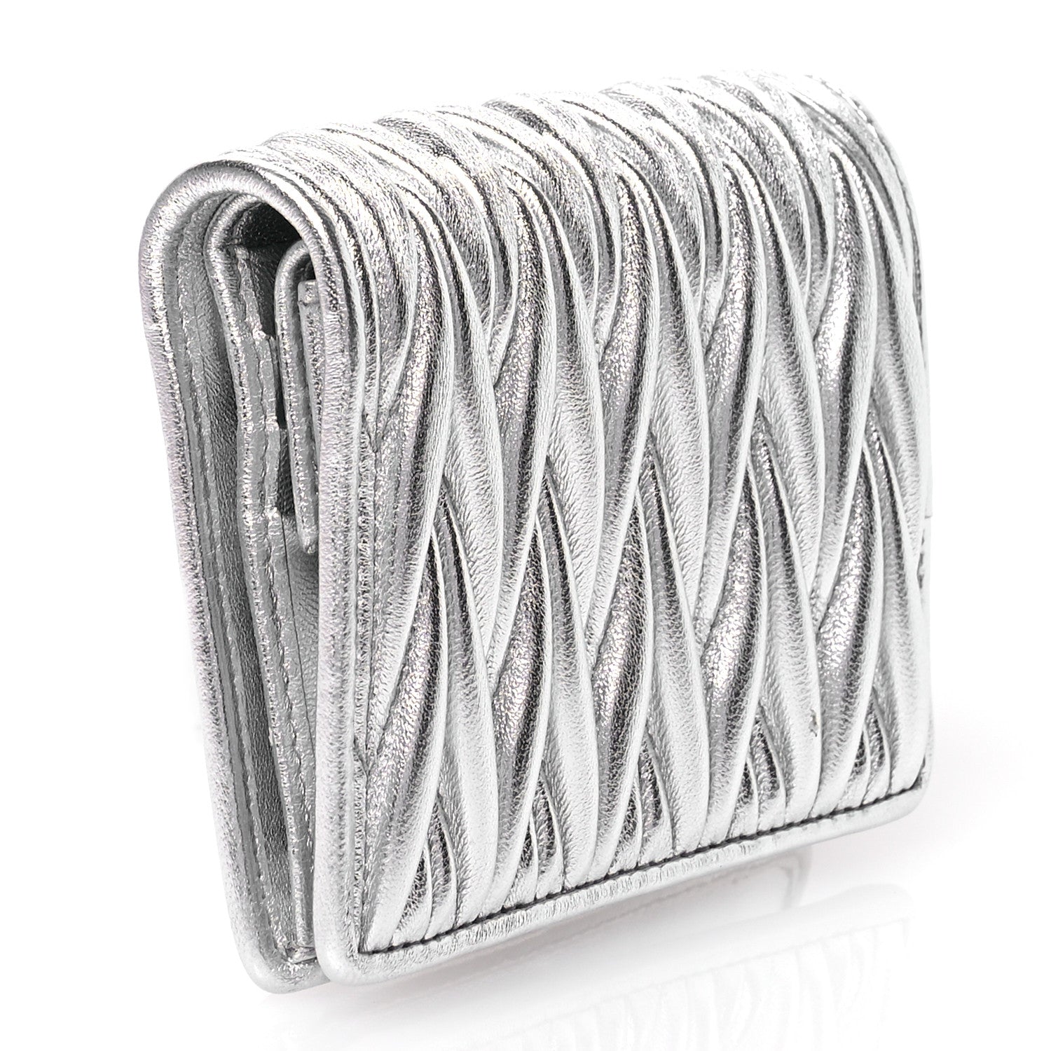 Miu Miu Metallic Nappa Matelasse Bi-Fold Compact Wallet Argento 3 of 9