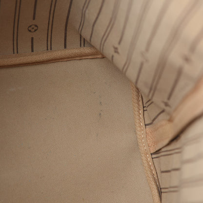 Louis Vuitton Monogram Neverfull MM 12 of 20