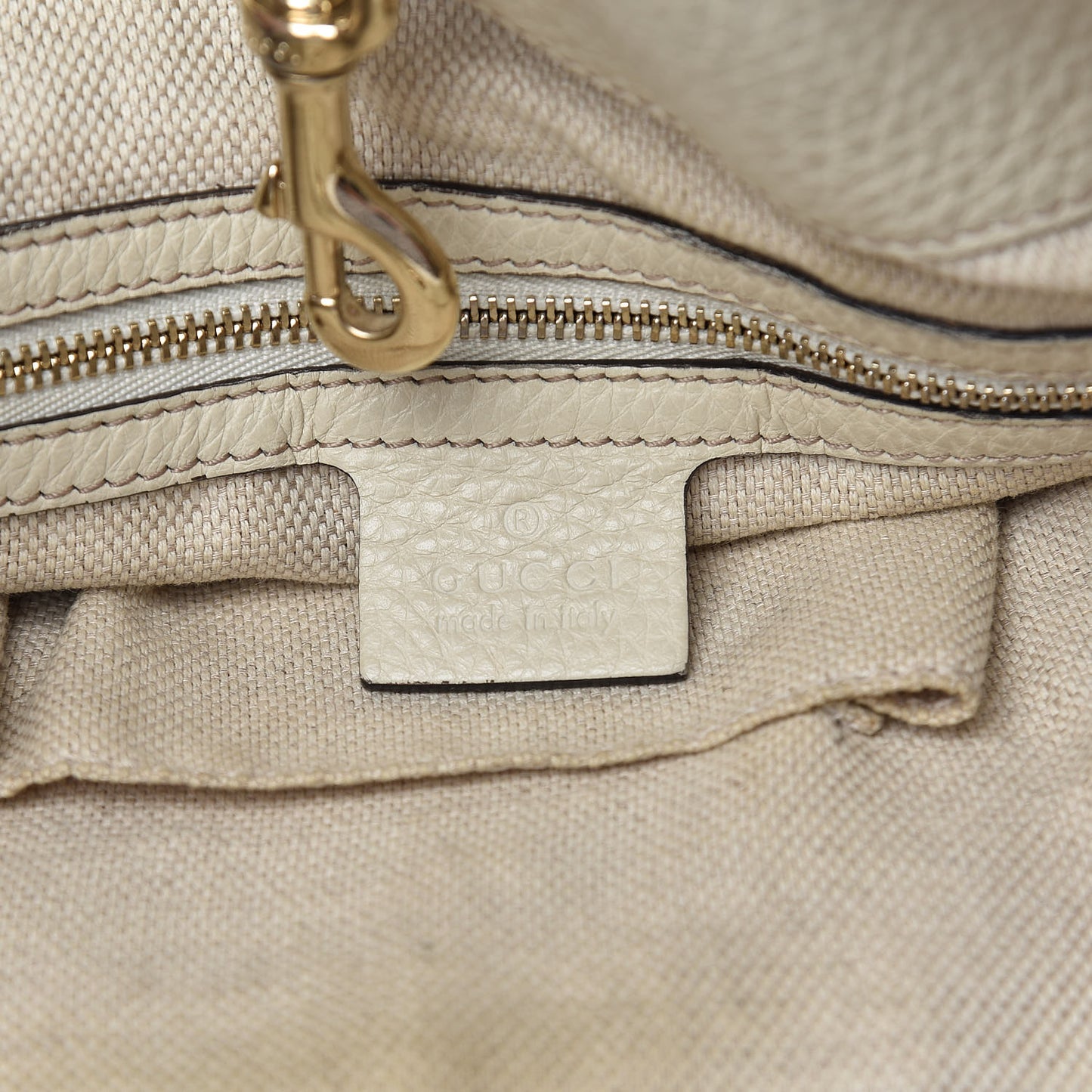 Pebbled Calfskin Medium Soho Chain Shoulder Bag Off White