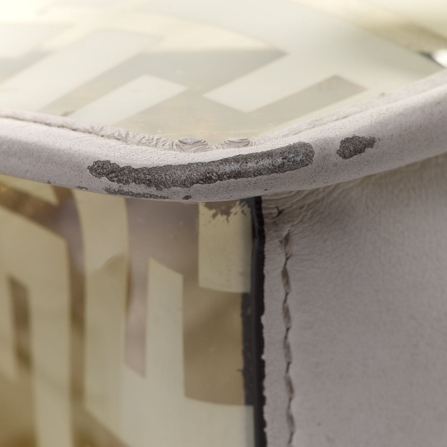 TPU FF Vitello Century F is Fendi Small Kan I Shoulder Bag White