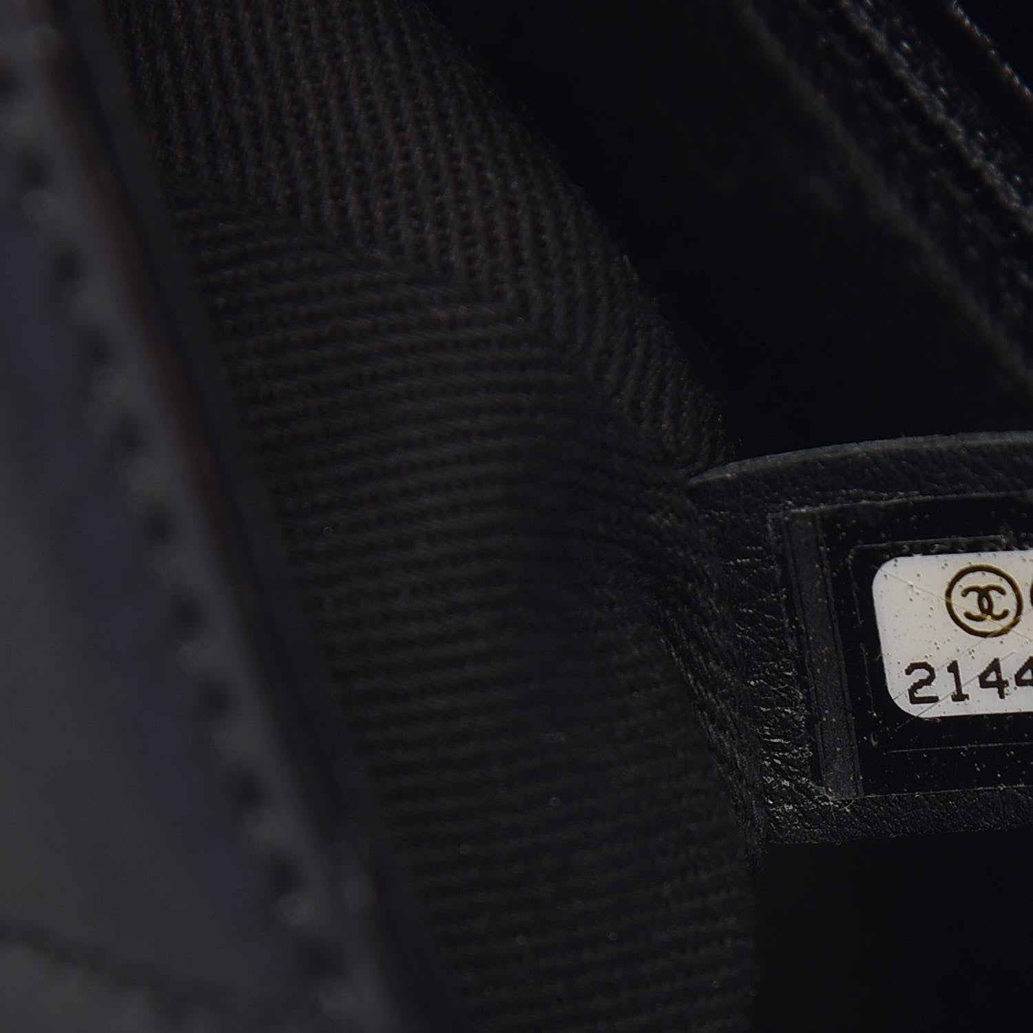 Chanel Glazed Calfskin Quilted Small CC Delivery Tote Black 7 of 10