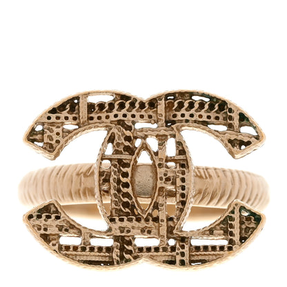 Chanel Tweed Effect CC Ring 53 6.25 Gold 1 of 5