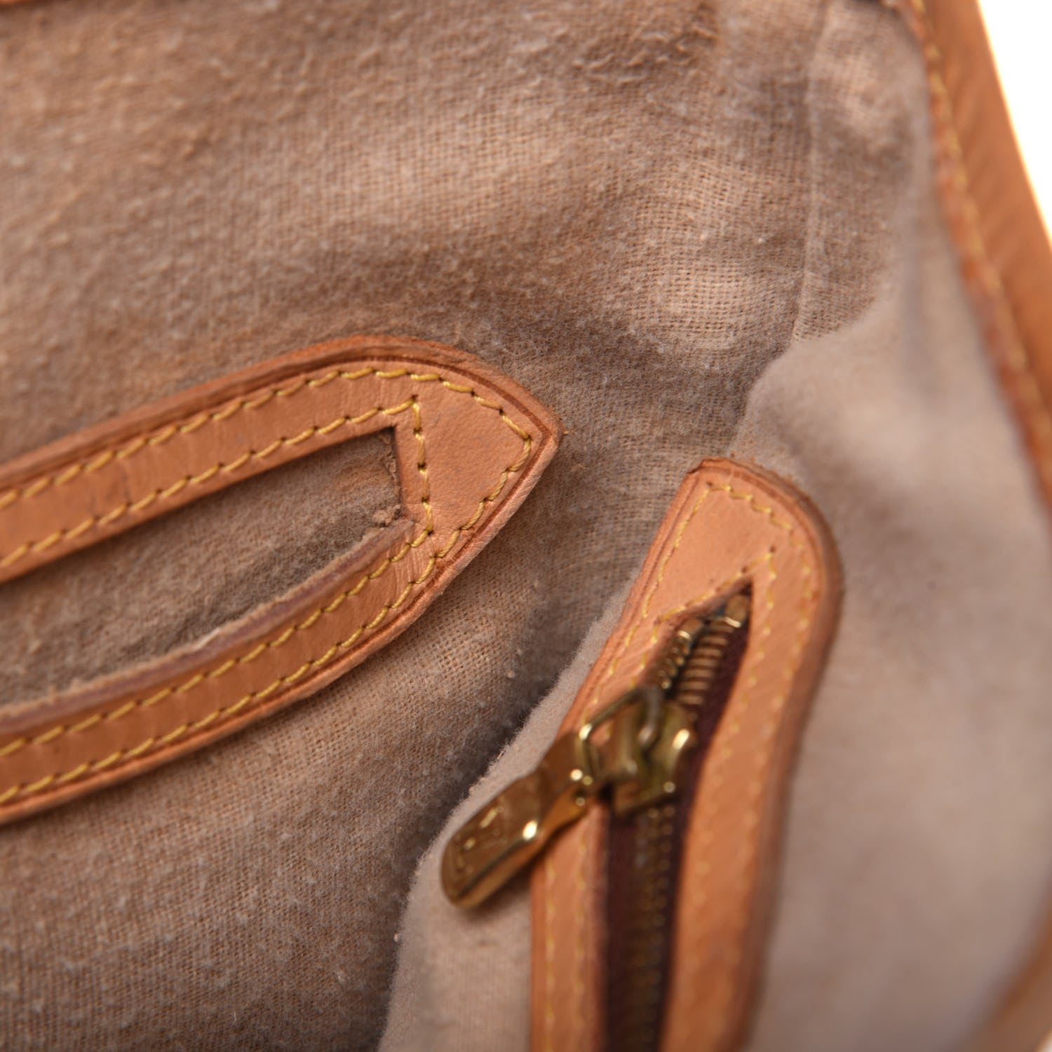 Louis Vuitton Monogram Petit Bucket 23 14 of 36