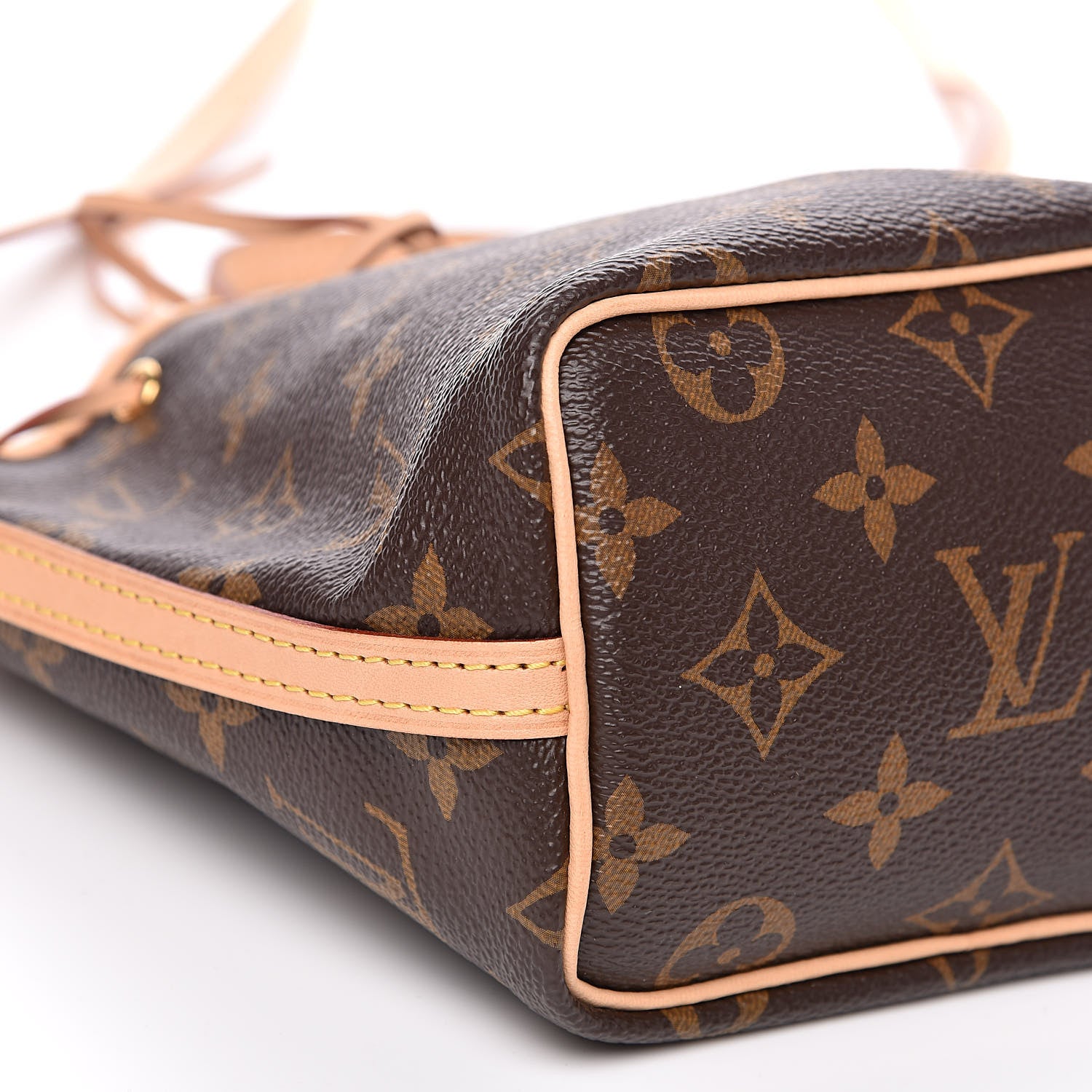 Louis Vuitton Monogram Nano Noe 8 of 9