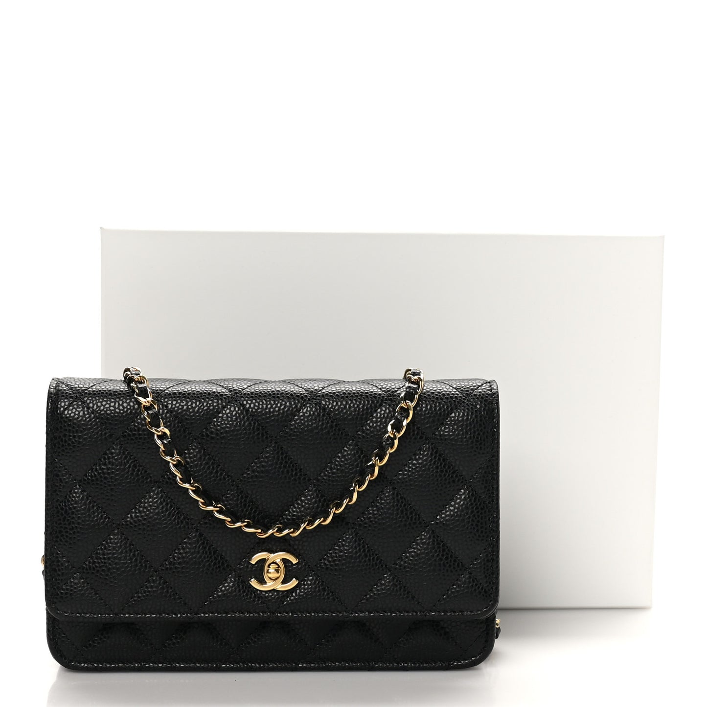 Caviar Quilted CC Turnlock Wallet On Chain Black