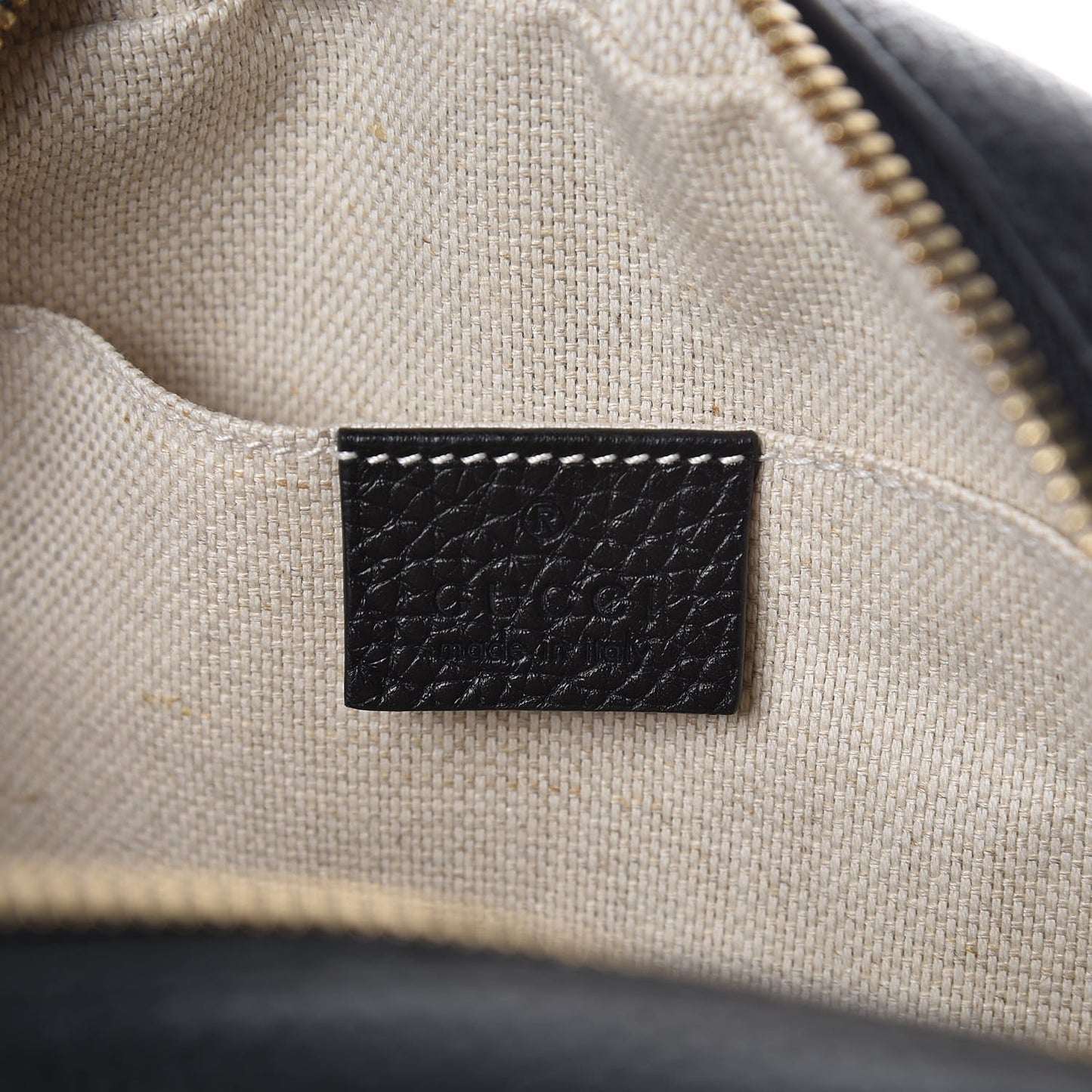 Pebbled Calfskin Small Soho Disco Bag Black
