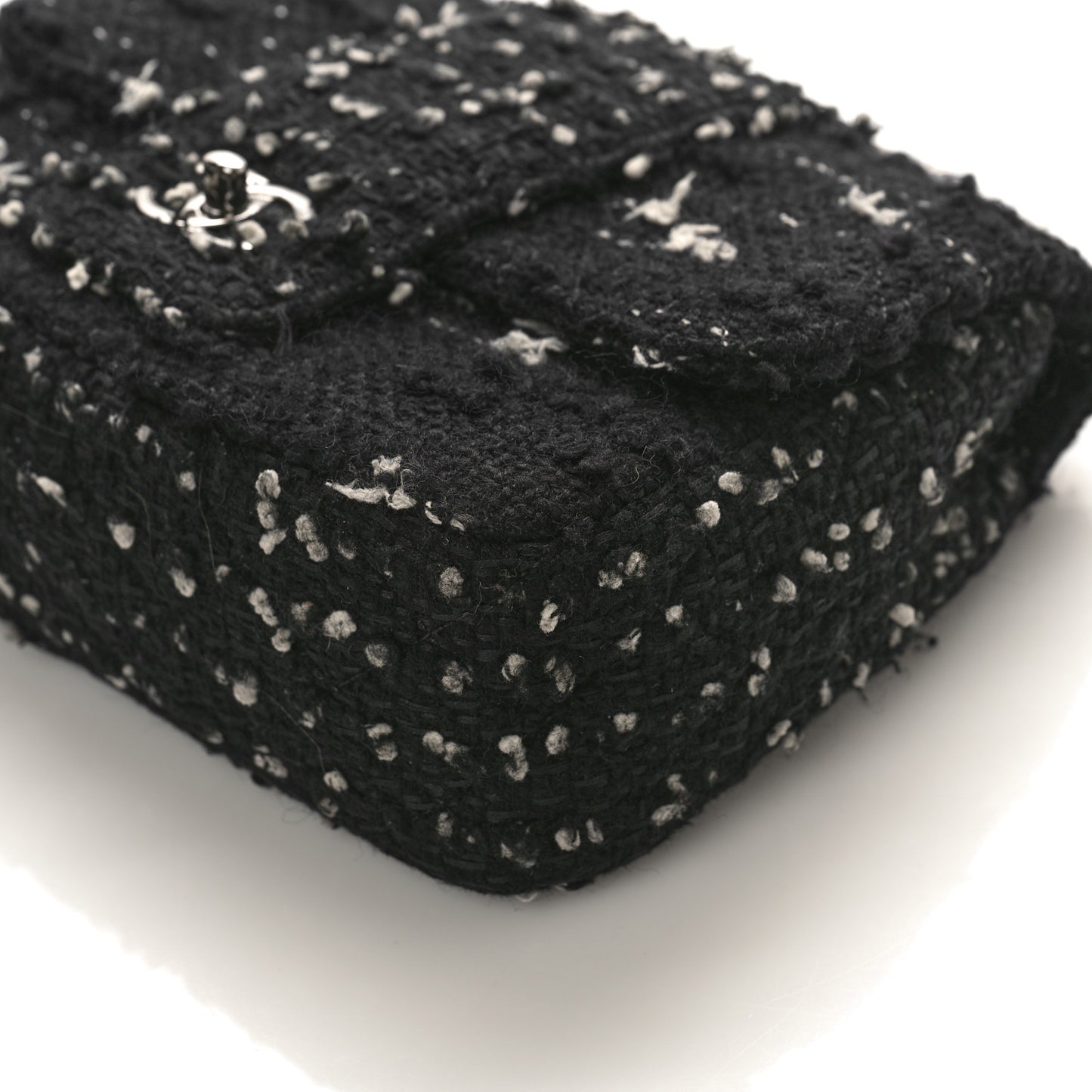 Tweed Elementary Chic Flap Black White