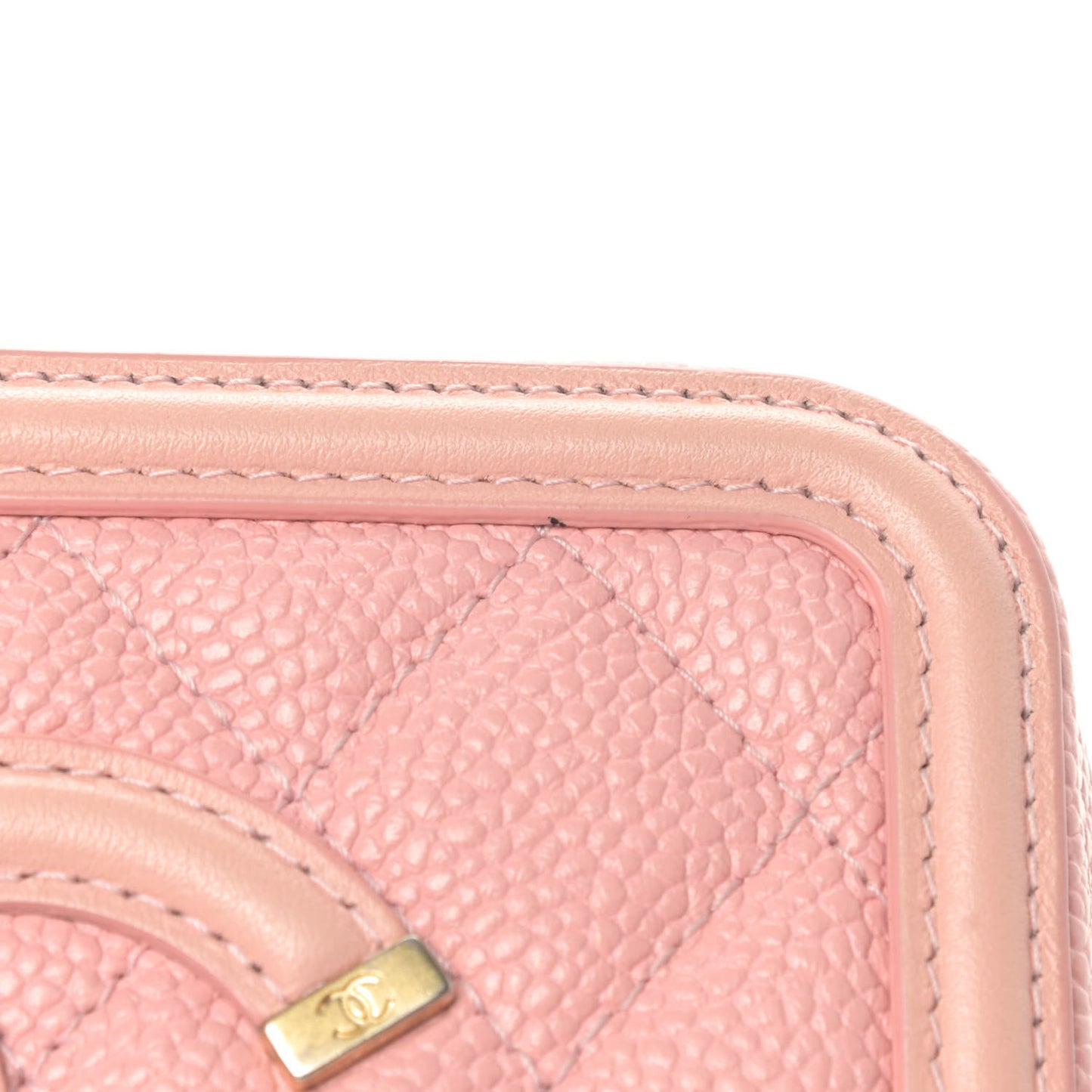 Caviar Quilted Filigree Vanity Clutch With Chain Pink