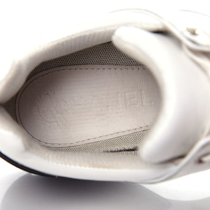 Chanel Calfskin Lambskin Womens CC Sneakers 38.5 White Black 8 of 11